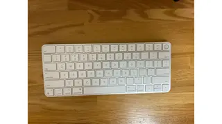 【2025年11月時点】Apple Magic Keyboardを買う前に知っておきたいこと（全世代比較＆1年半使用レビュー）