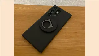 Pitakaスマホケースを1年半使った感想【耐久性は最強だけど欠点もある】